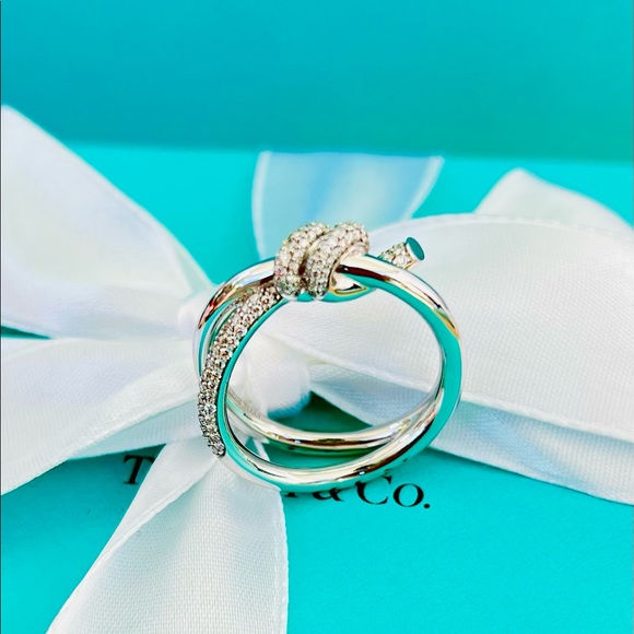 ❌❌SOLD ❌❌Authentic Tiffany double knot 18k white gold ♥️ - Picture 11 of 12